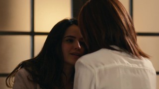 Alicia Jaziz – Lesbian Scenes from Ingobernable