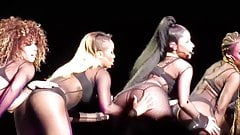 Nicki Minaj – Hollywood Casino Amphitheatre Chicago 2015