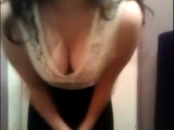 Laura’s Amateur Celebrity Striptease on Webcam